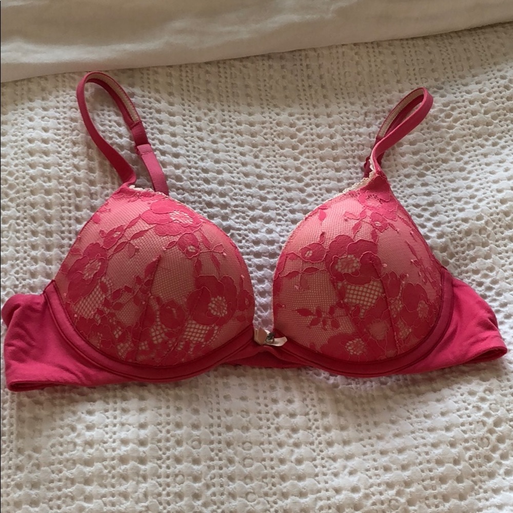 Victoria secret push up bra 34B